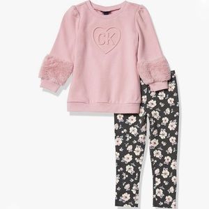 Calvin Klein Leggings & Sweater Set Cuff Sleeve Faux Fur size 18 months